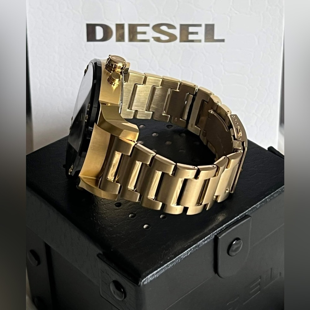 DZ7333 - Diesel Men’s Mr. Daddy 2.0 Gold-Tone Chronograph Watch - Picture 8 of 13